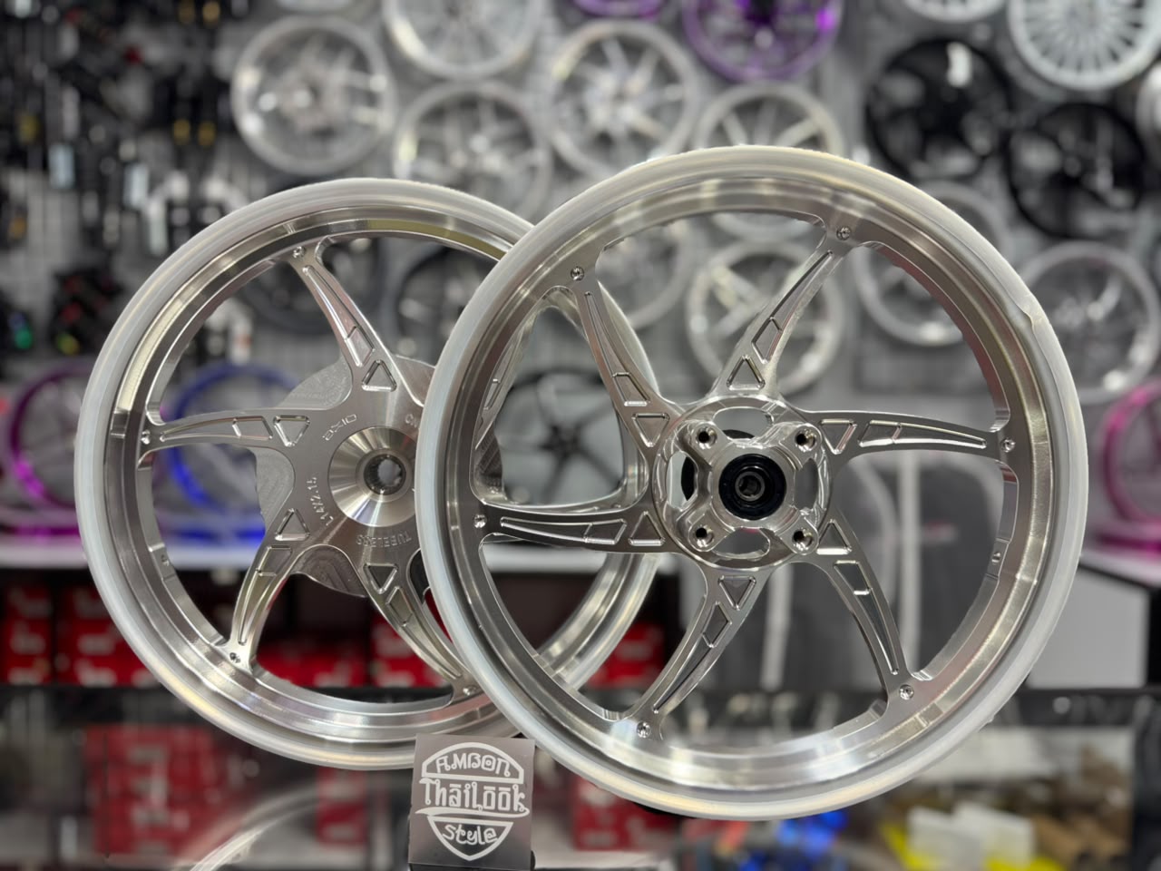 AXIO SIXSTAR VARIO 110-BEAT SILVER
